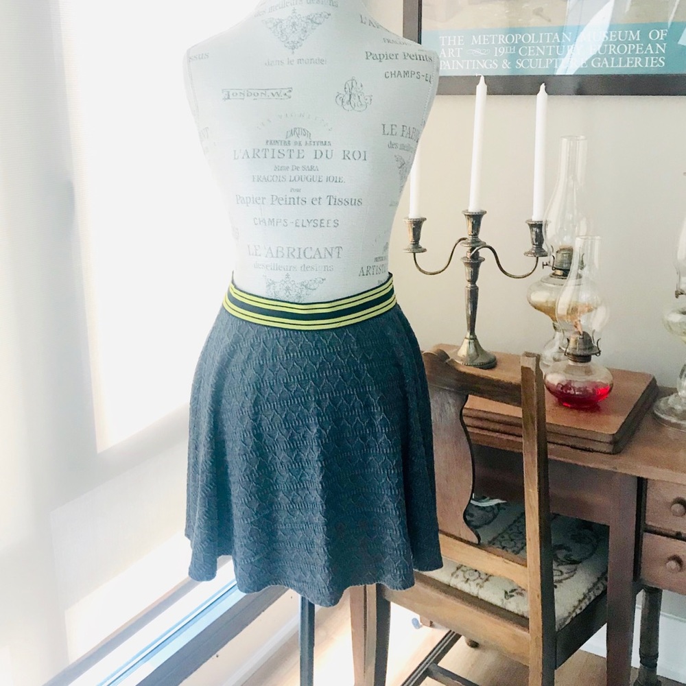 Vera Wang Princess Gray Skirt Sz L Juniors
